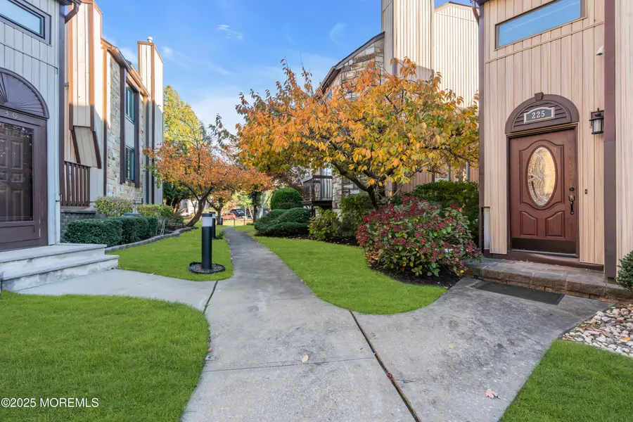 225 Silver Lane, Old Bridge, NJ 08857 - Image #3