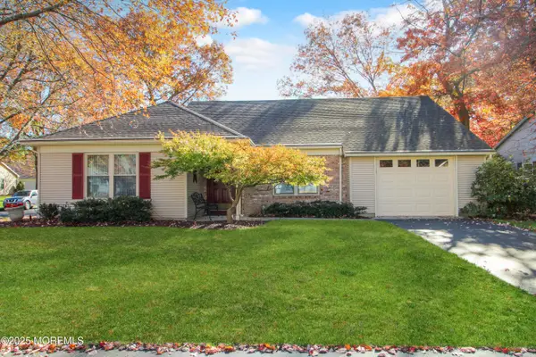 8 Morning Glory Lane, Whiting, NJ 08759