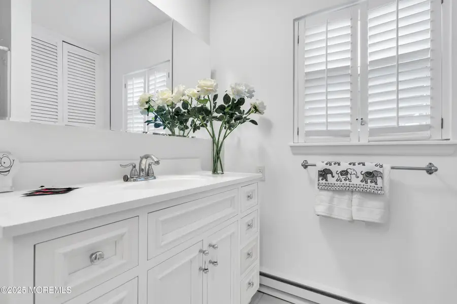 47 E Cambridge Court #100E, Lakewood, NJ 08701 - Image #3