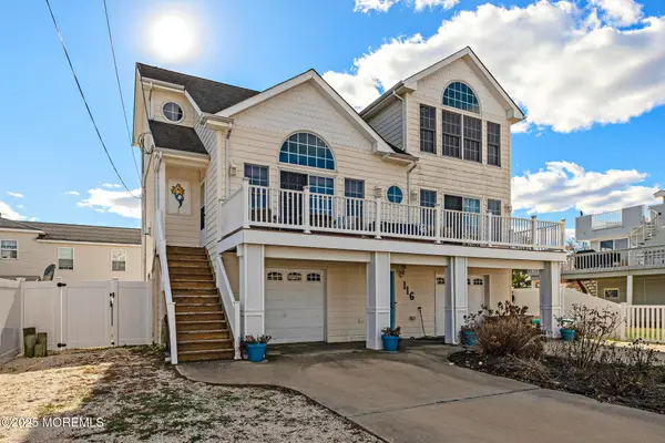 116 Dollmore Avenue, Waretown, NJ 08758