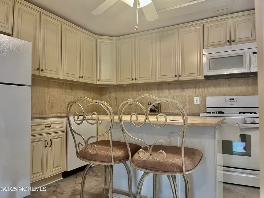 8 Lark Street #A, Cedar Glen West, NJ 08759 - Image #2