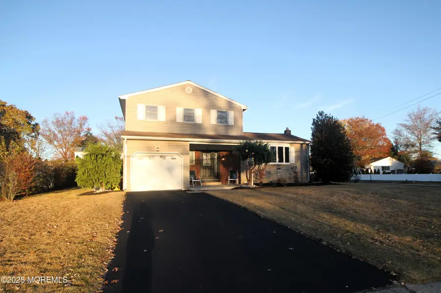 18 Wolfpack Road, Mercerville, NJ 08619 - Image #2