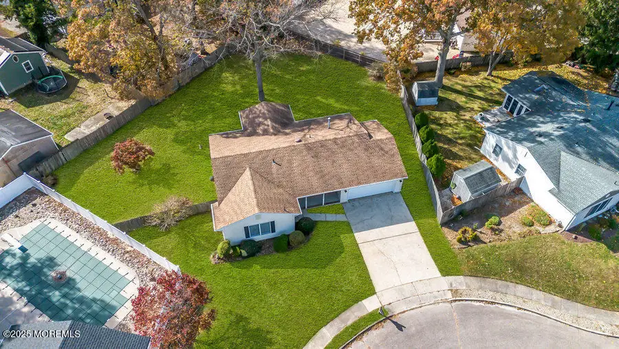 704 Oak Court, Lanoka Harbor, NJ 08734 - Image #3