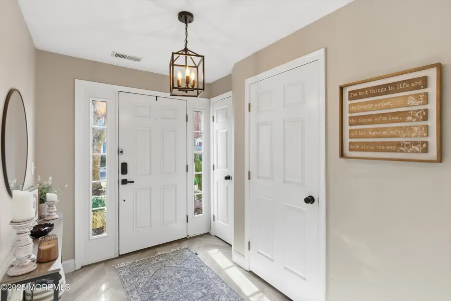 9 Abby Road #9, Farmingdale, NJ 07727 - Image #2