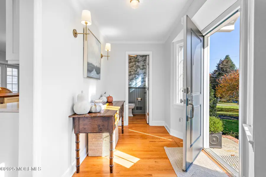 30 Crest Drive, Little Silver, NJ 07739 - Image #3