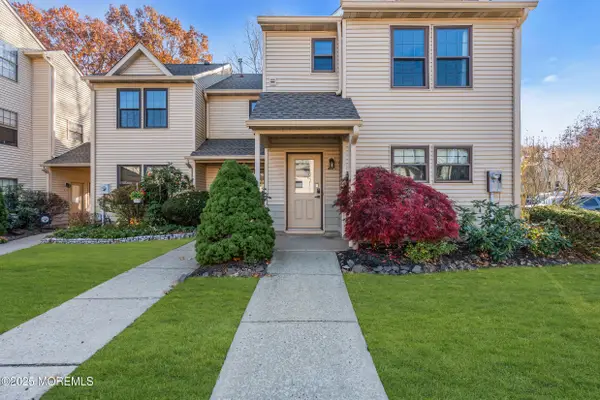 807 Begonia Court, Jackson, NJ 08527