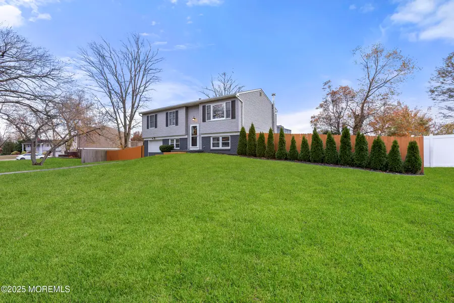 359 Colonial Drive, Toms River, NJ 08753 - Image #3