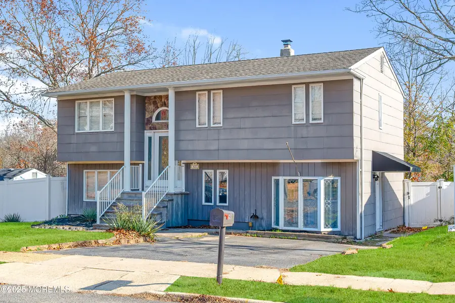 621 Illinois Avenue, Brick, NJ 08724 - Image #2