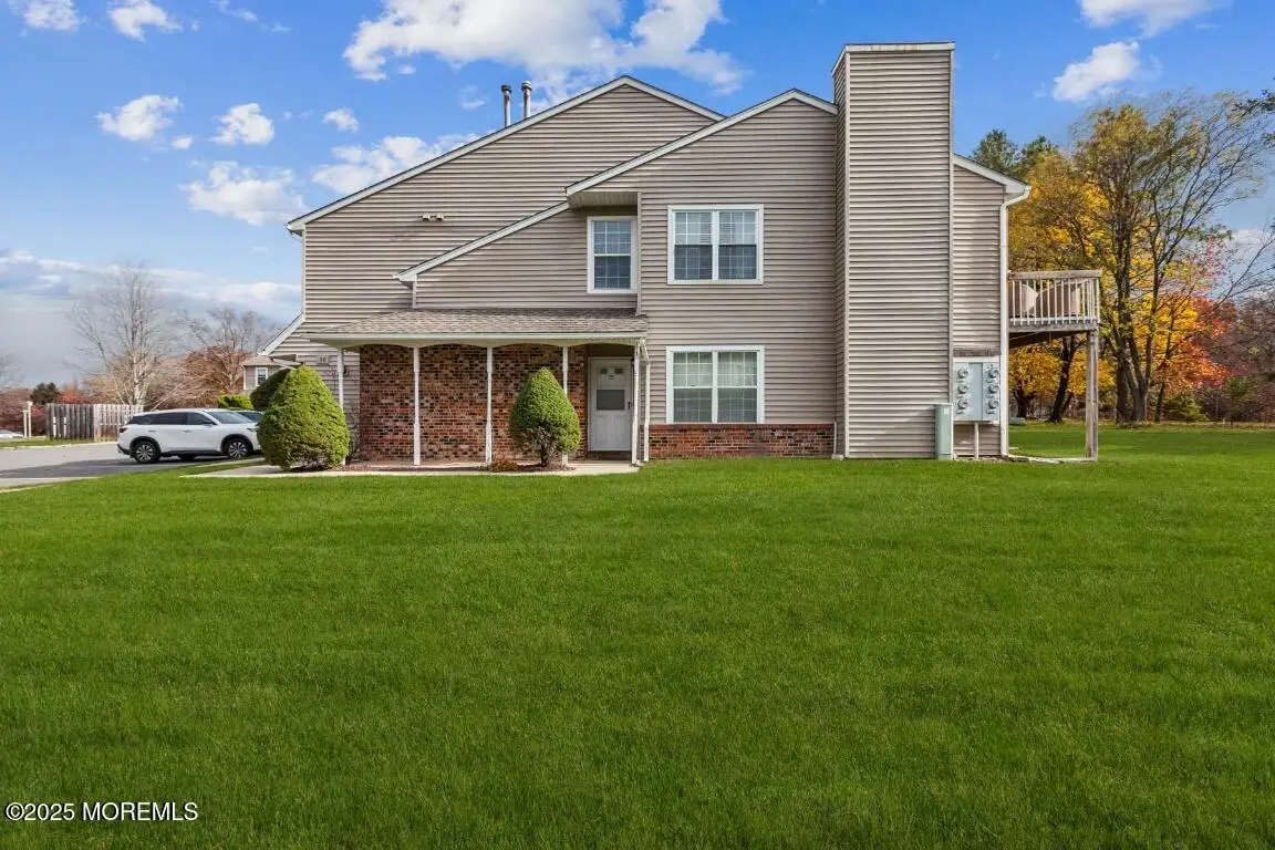 15 Lindsey Circle #15, Old Bridge, NJ 08857 - Image #1