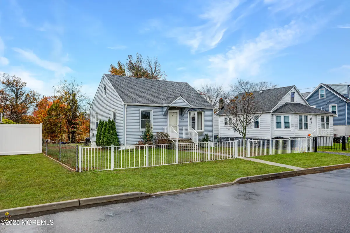 120 Victoria Place, Union Beach, NJ 07735 - Image #1