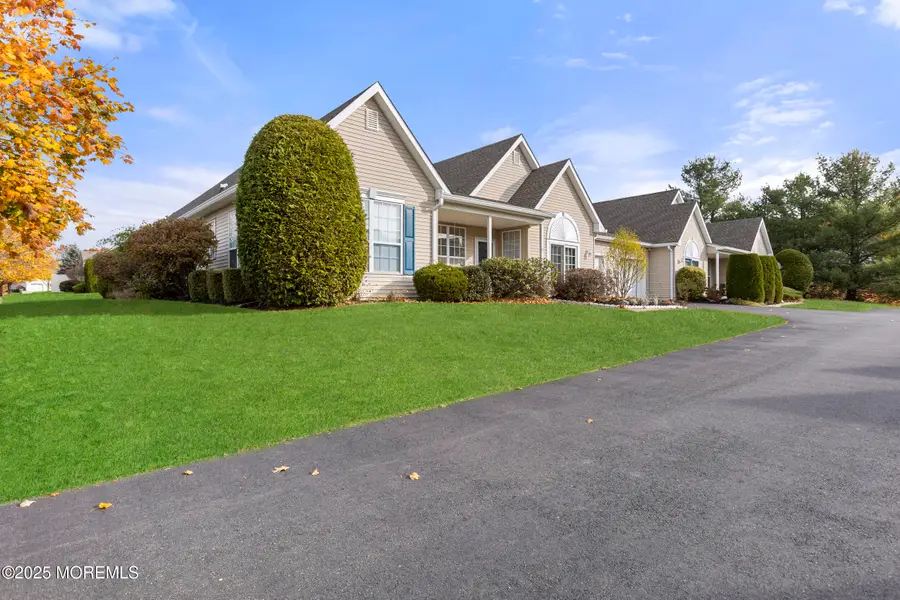 45 Deer Chase Lane, Lakewood, NJ 08701 - Image #3