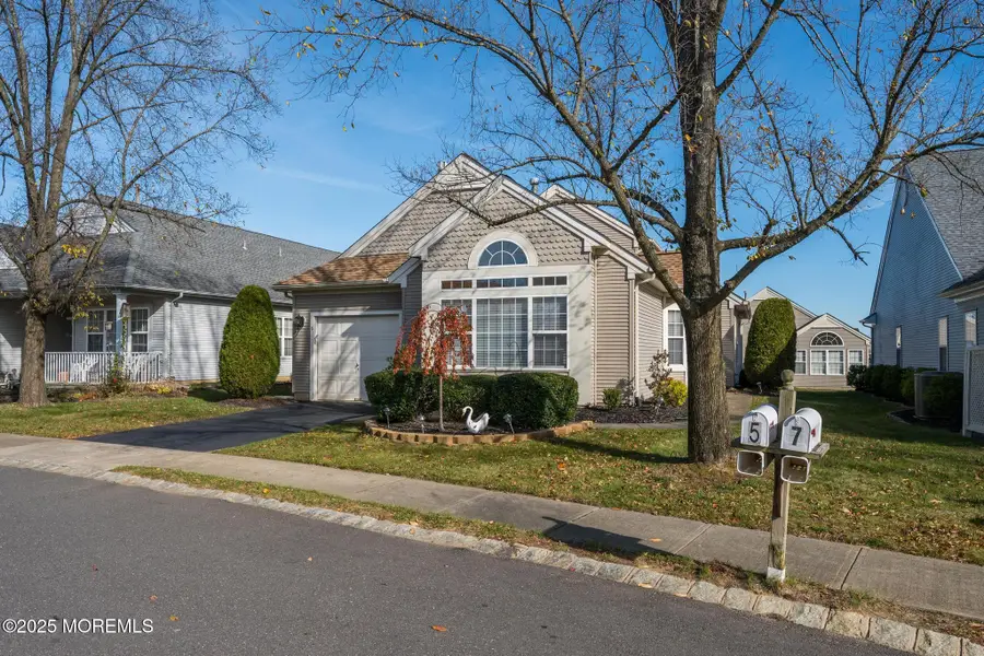 5 Geoffrey Court, Manchester Township, NJ 08759 - Image #3