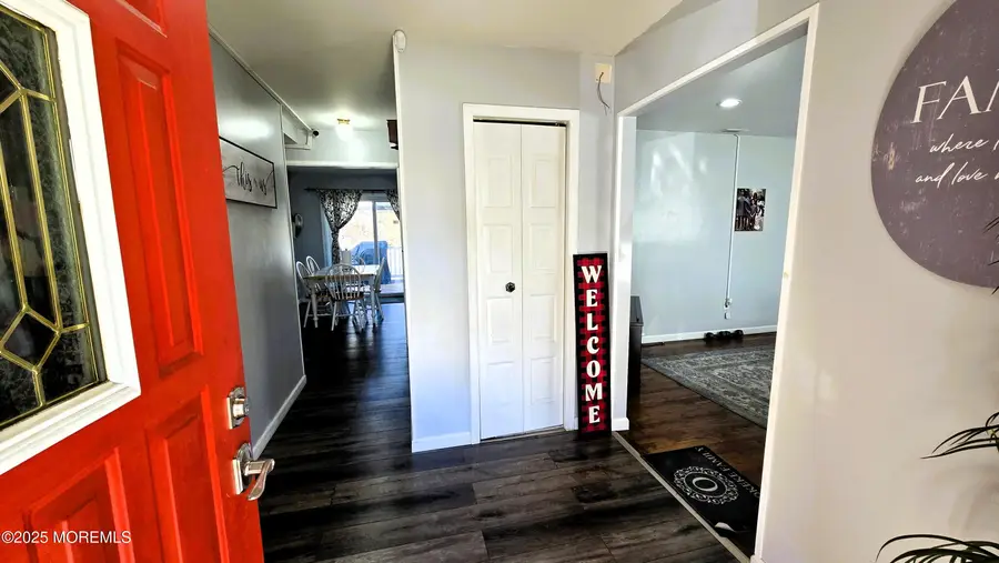 7 Stradford Road, Parlin, NJ 08859 - Image #2