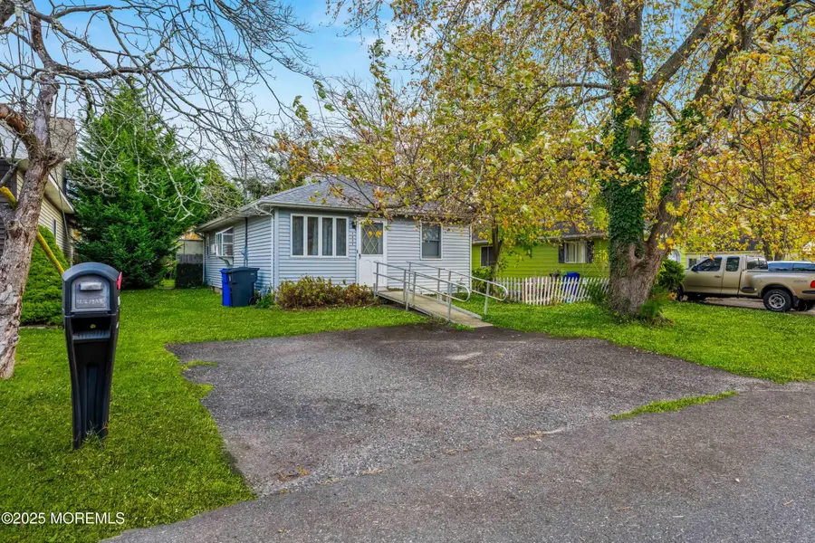 1622 Abbott Avenue, Toms River, NJ 08753 - Image #3