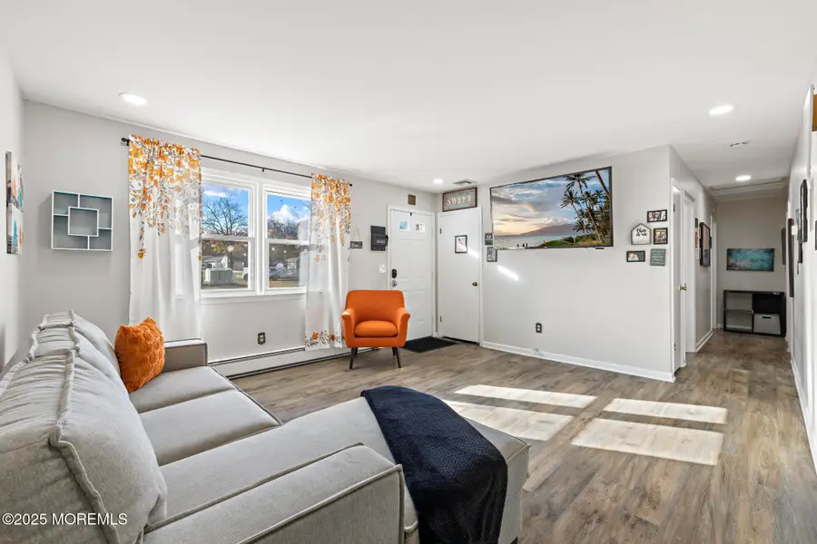 42 Brandywine Circle, Piscataway, NJ 08854 - Image #2