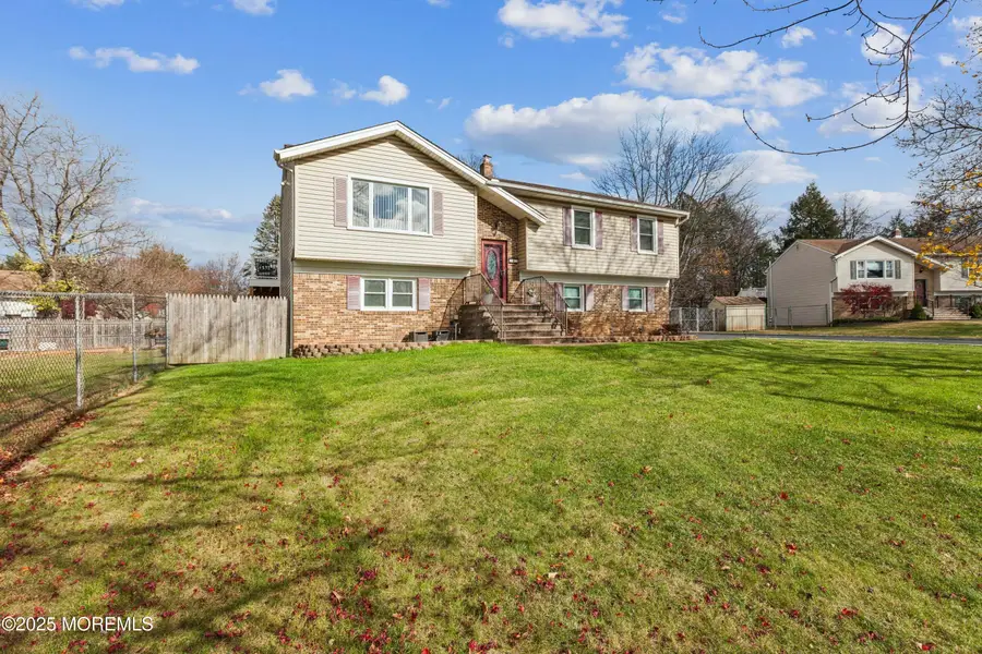 27 Dorset Court, Franklin Township, NJ 08873 - Image #2