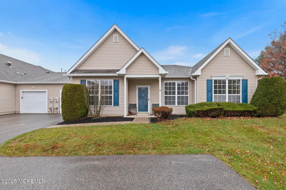 33 Deerchase Lane, Lakewood, NJ 08701 - Image #1