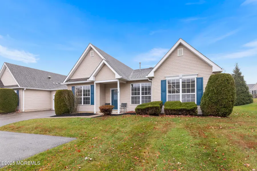 33 Deerchase Lane, Lakewood, NJ 08701 - Image #3