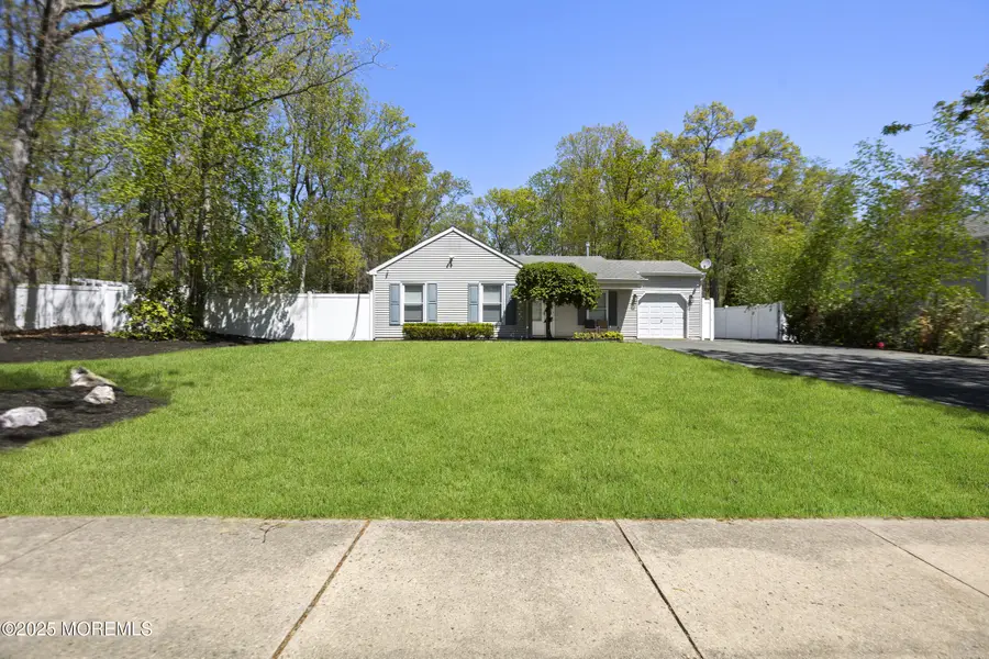 28 Ashford Road, Jackson, NJ 08527 - Image #2