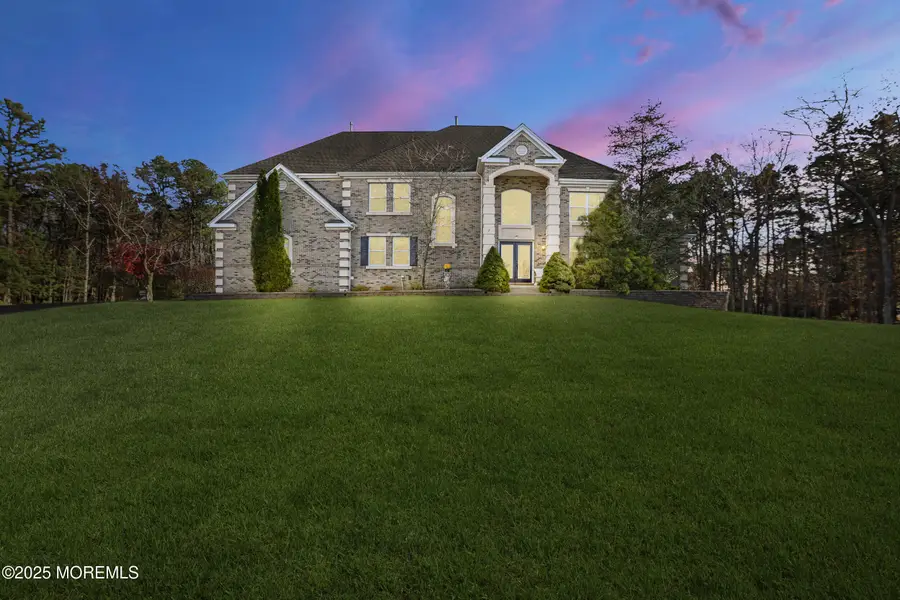 2 Woods Edge Drive, Jackson, NJ 08527 - Image #2