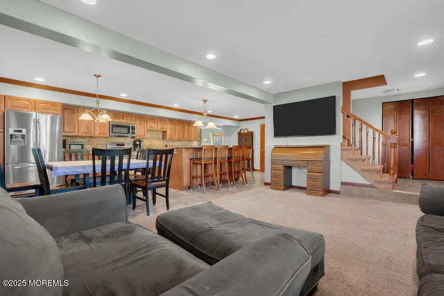 25 Concord Circle, Howell, NJ 07731 - Image #3