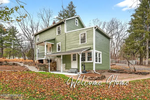 28 Old Clinton Road, Raritan Twp, NJ 08822