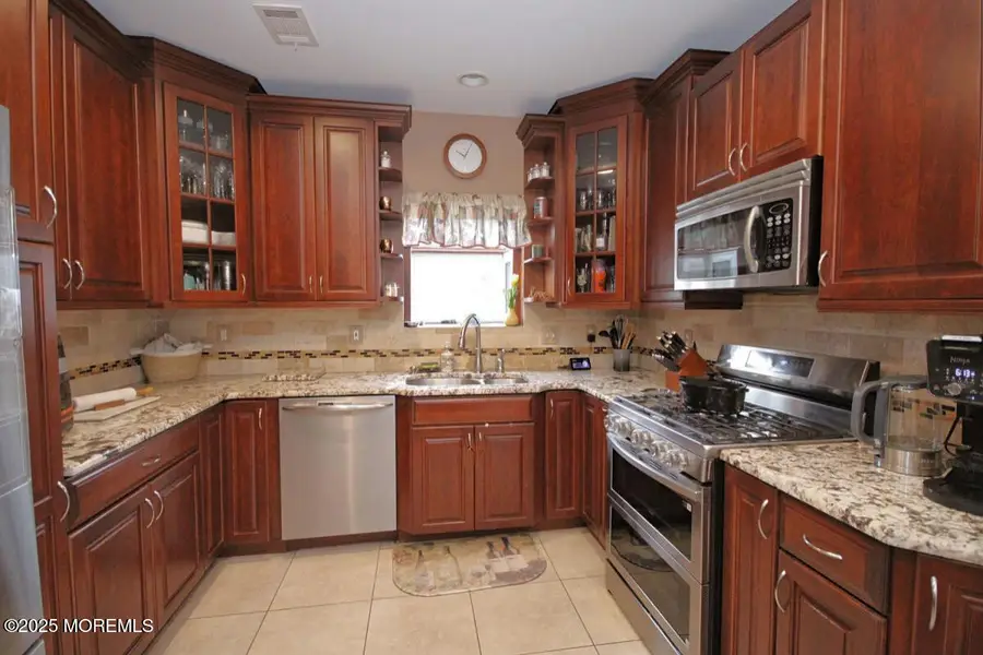 7 Reed Road, Howell, NJ 07731 - Image #2
