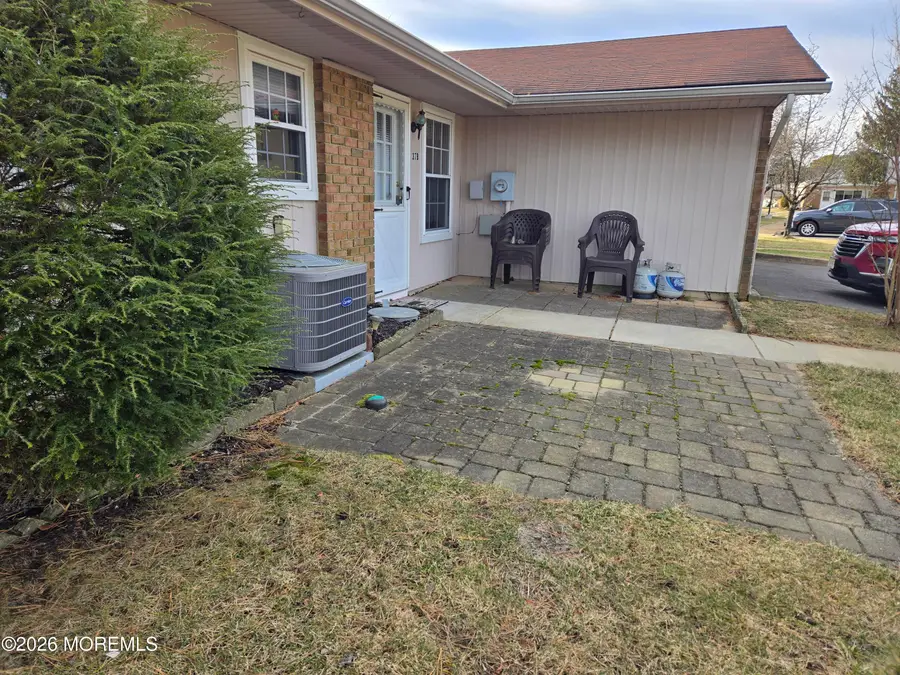 37B Cambridge Circle, Manchester Township, NJ 08759 - Image #2