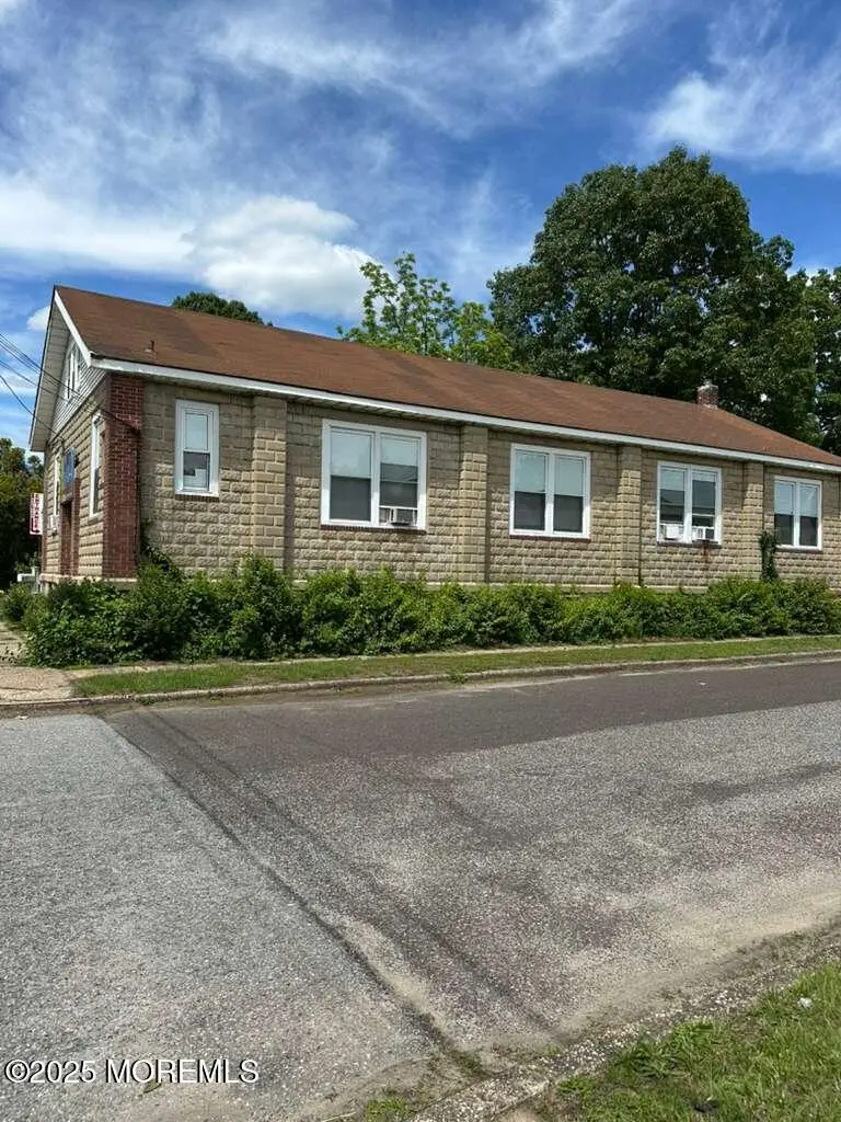 400 Magnolia Street, Beverly, NJ 08010 - Image #2