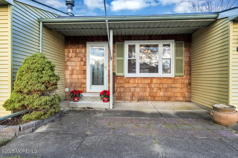 9 Apple Lane, Whiting, NJ 08759 - Image #3