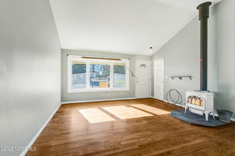 9 Jeanne Drive, Neptune, NJ 07753 - Image #2