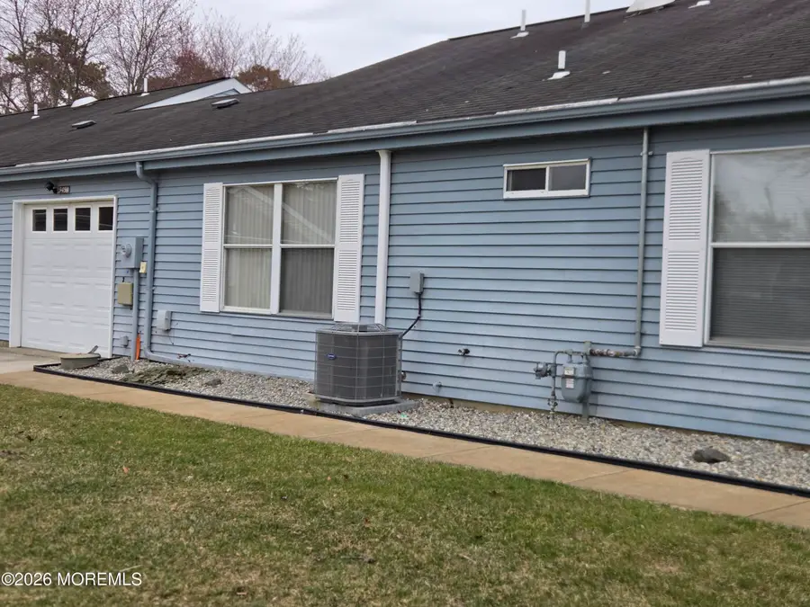 949A Liverpool Circle, Manchester, NJ 08759 - #2