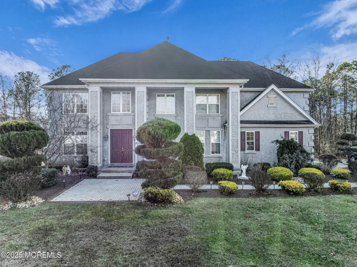 27 Stonehenge Court, Jackson, NJ 08527 - Image #1