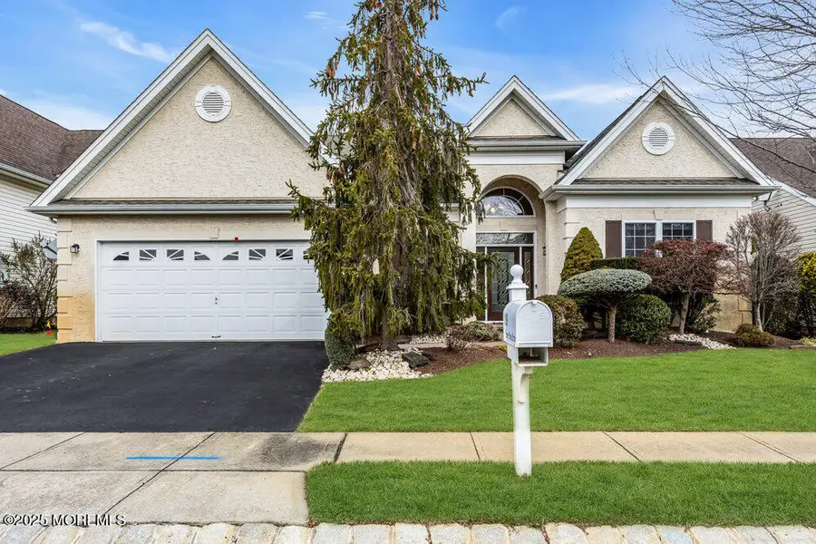 19 Torrey Pines Drive, Monroe, NJ 08831 - Image #2