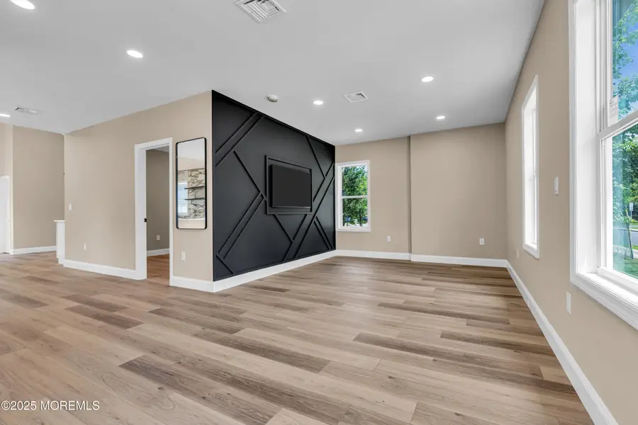 7 Tiger Lilly Court, Sayreville, NJ 08872 - Image #3