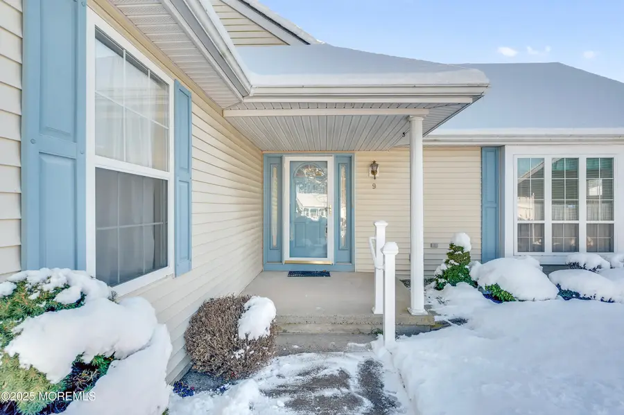 9 Westgate Court, Toms River, NJ 08757 - Image #2