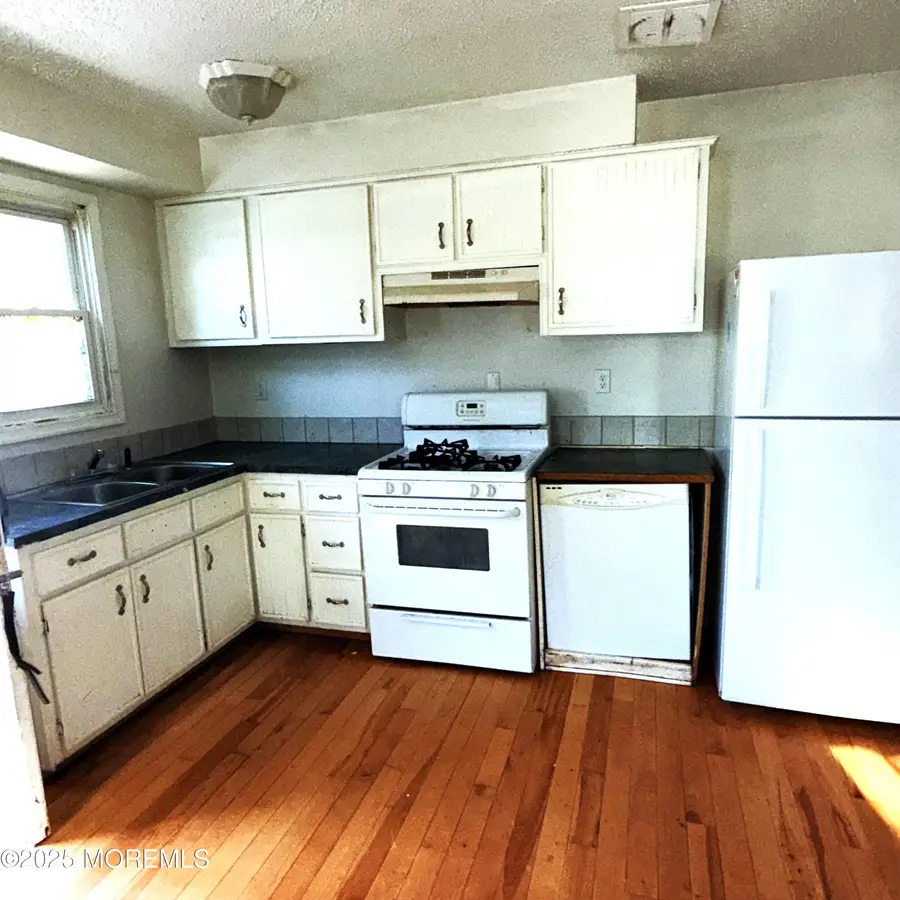517 Jackson Avenue, Brick, NJ 08723 - Image #2