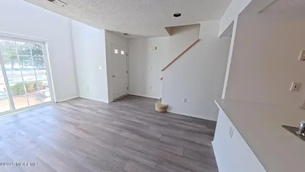 13 Madison Court, Tinton Falls, NJ 07712