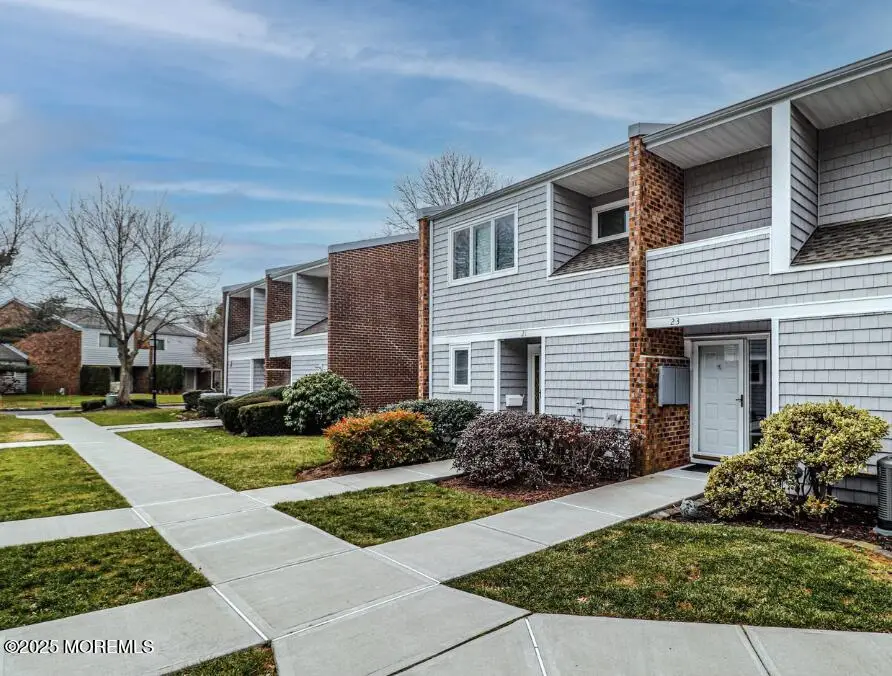 23 Locust Way, Spring Lake Heights, NJ 07762 - #3