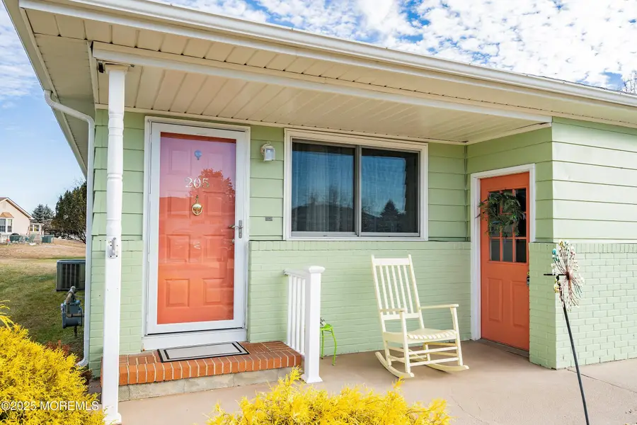205 Bonaire Drive, Toms River, NJ 08757 - Image #3