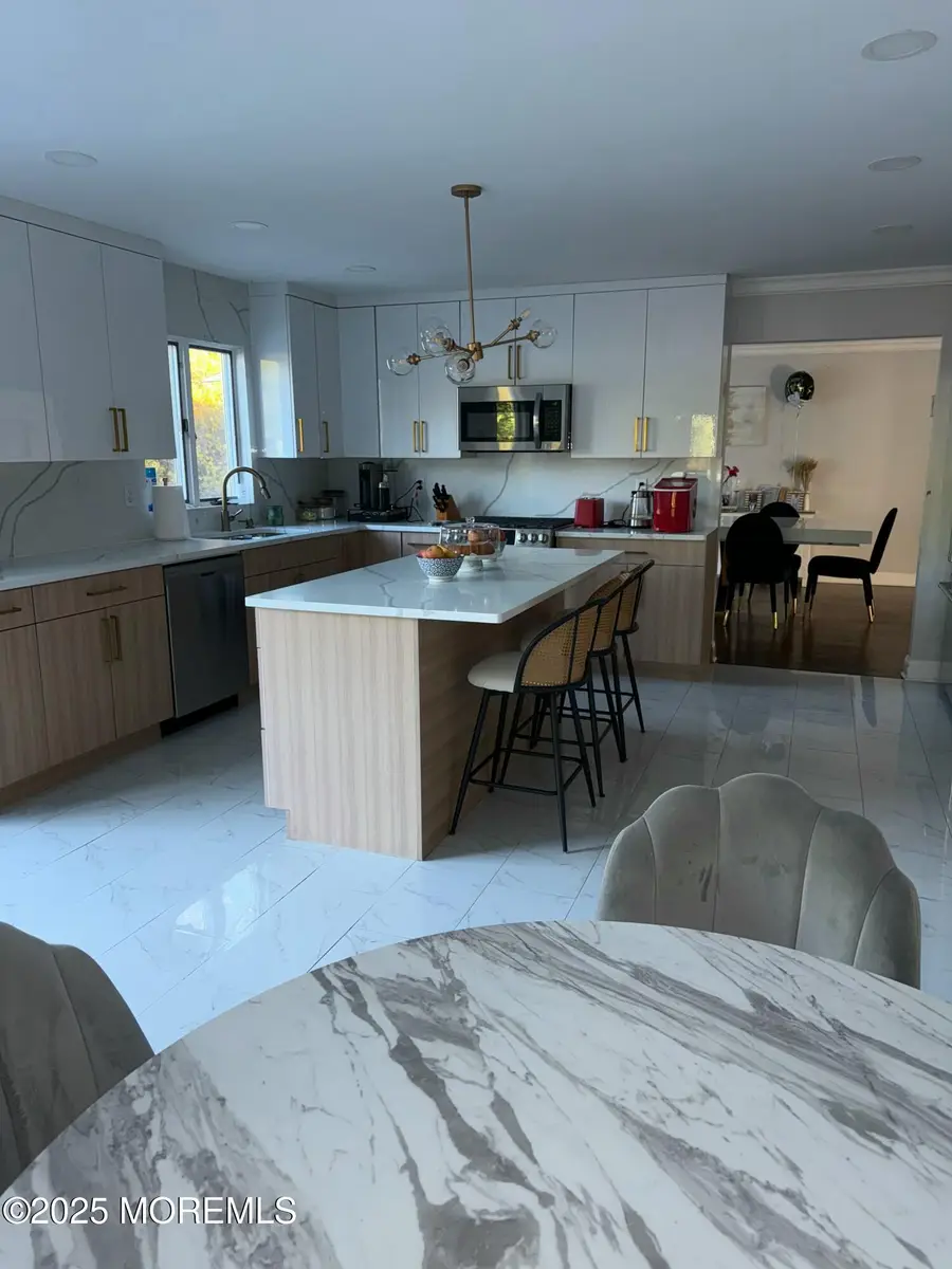 28 Musket Lane, Eatontown, NJ 07724 - Image #3