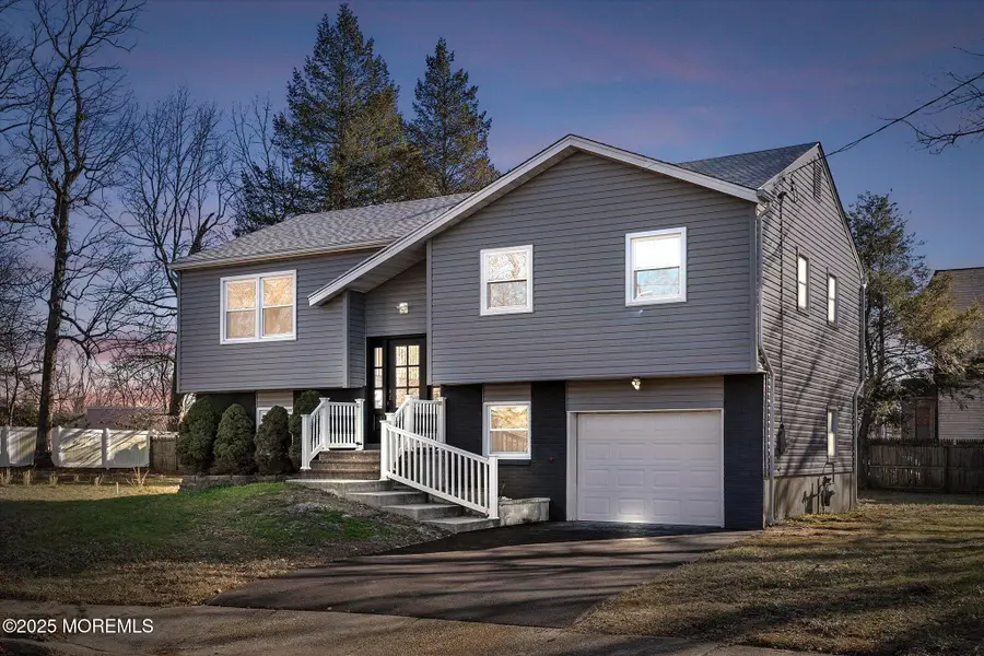 16 Montclair Avenue, Wall Township, NJ 07753 - Image #3