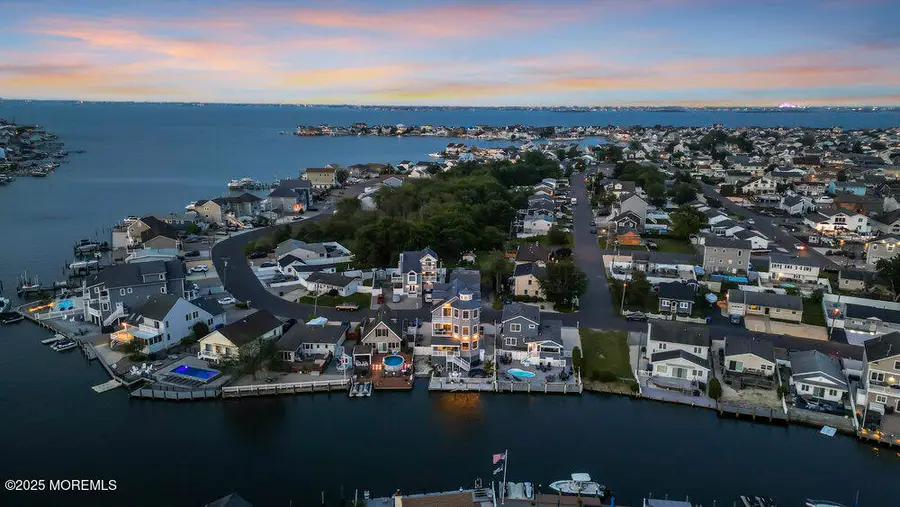 3158 Windsor Avenue, Toms River, NJ 08753 - #2