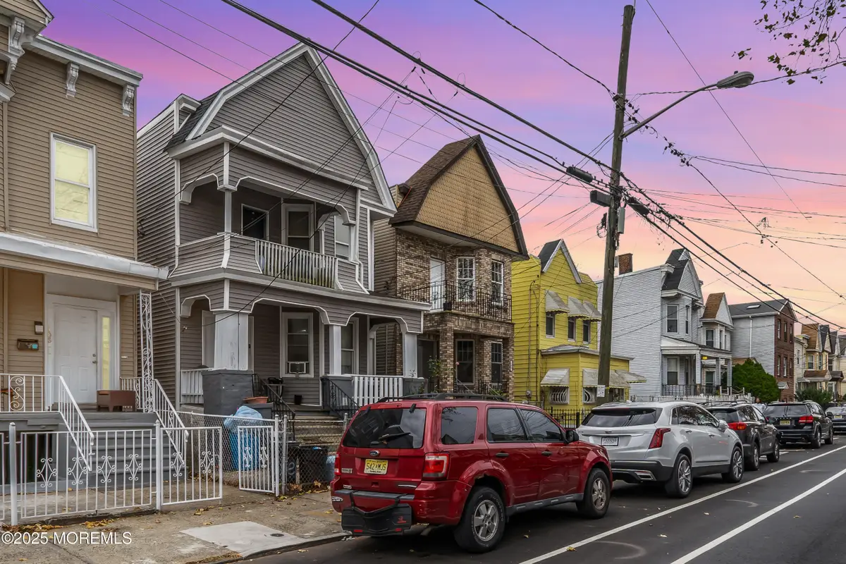 107 Bidwell Avenue, Jersey City, NJ 07305 - Image #1
