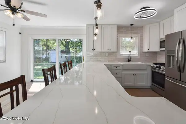 7 Kaylen Place, Hazlet, NJ 07730