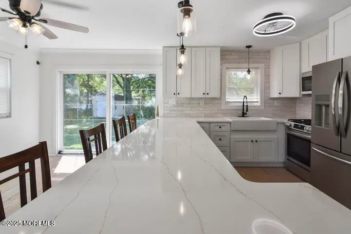 7 Kaylen Place, Hazlet, NJ 07730 - Image #2