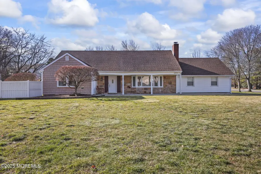 2 Varnum Lane, Manalapan Township, NJ 07726 - Image #2