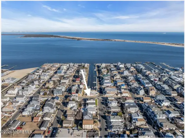 52 Washington Avenue, Highlands, NJ 07732