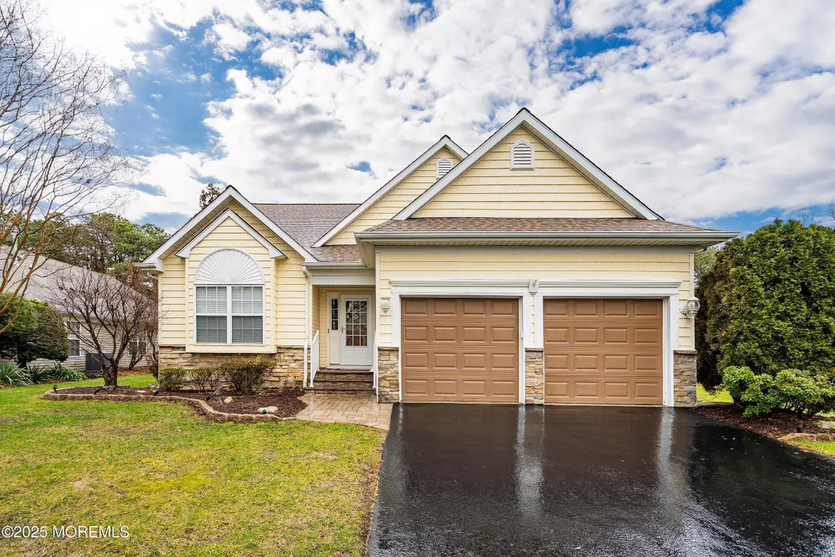 9 Rosewood Drive, Lakewood, NJ 08701 - Image #1