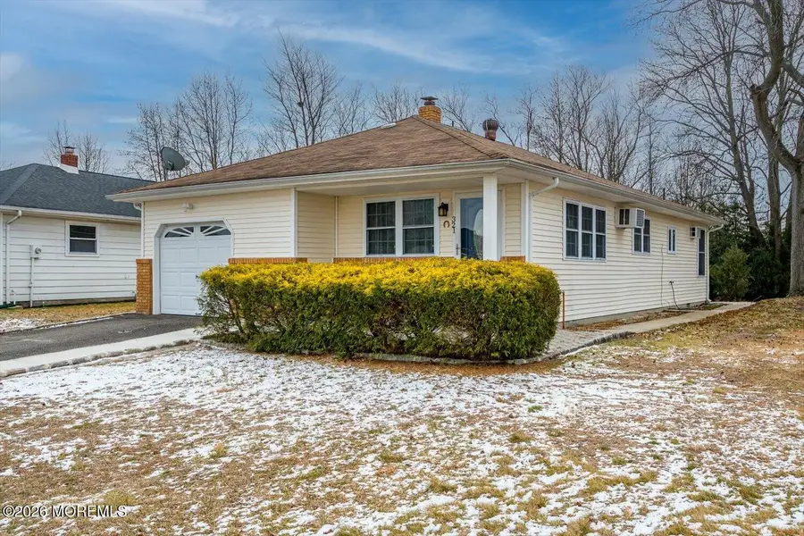 321 Curacao Street, Toms River, NJ 08757 - Image #3